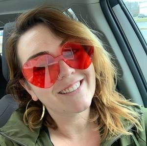 Meet your Posher, Raechel